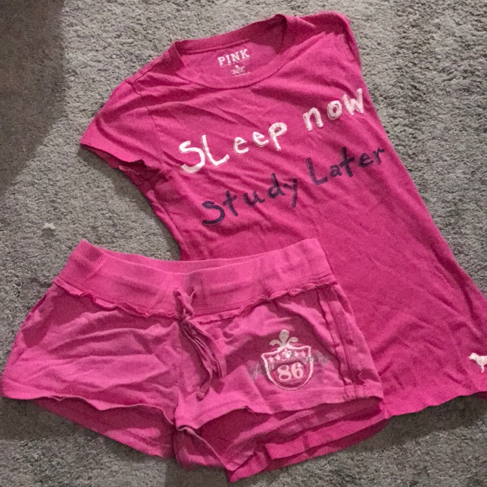 Pink short shorts